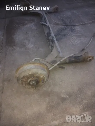 Заден мост за Форд фиеста , снимка 3 - Части - 49718616