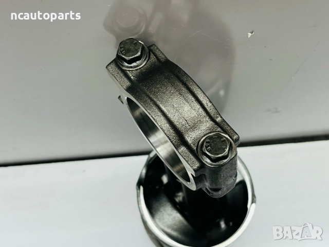 Бутало с биела за Рено Трафик Опел Виваро 1.6 дизел R9M408 080340 2015, снимка 10 - Части - 52649949