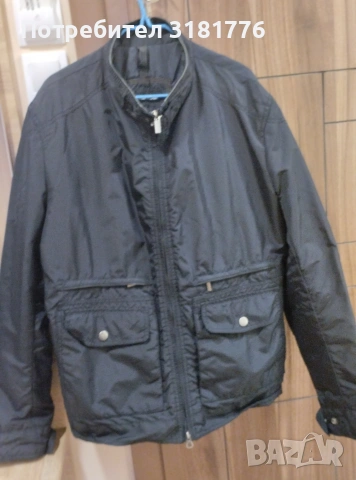 Мъжко зимно яке на Massimo Ditti.