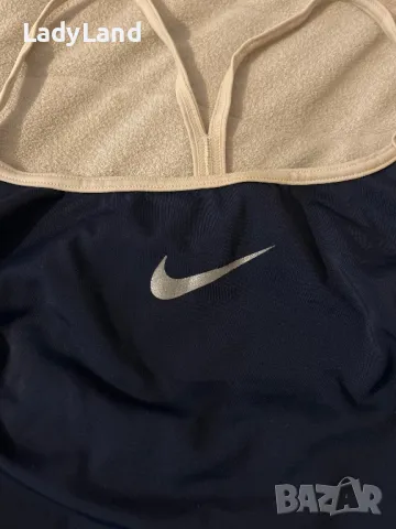 Nike потник с гол гръб, снимка 2 - Потници - 48338028