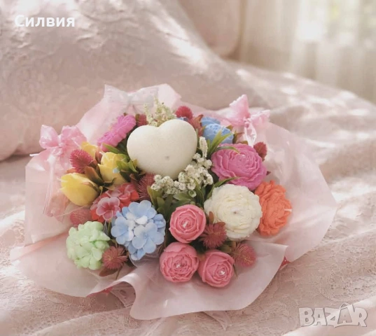 Восъчни букети , снимка 3 - Декорация за дома - 53353999