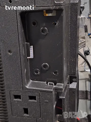 оригинална стойка  за телевизор TOSHIBA модел 32LL3A63DG, снимка 3 - Стойки, 3D очила, аксесоари - 47512973