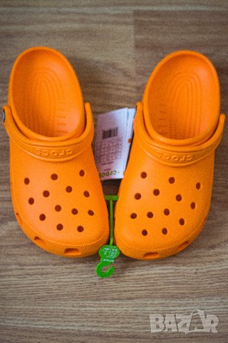 Оригинални Чехли Crocs Classic Clog Размер 38-42, снимка 2 - Чехли - 43486608