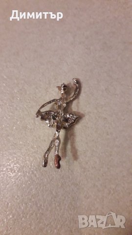 брошка балерина, снимка 2 - Антикварни и старинни предмети - 43440246