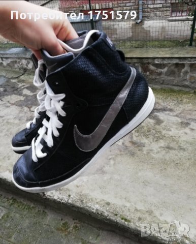 Оригинални кецове Nike 