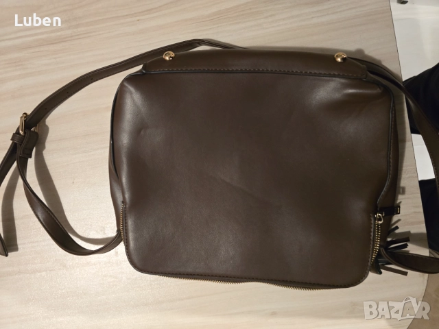 Дамска кожена чанта, снимка 3 - Чанти - 52404830