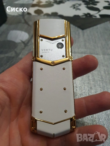Мобилен телефон VERTU, снимка 4 - Vertu - 53596116