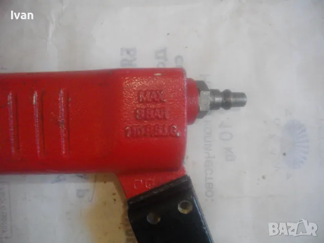 ГОЛЯМ СТРОИТЕЛЕН ПНЕВМАТИЧЕН ТАКЕР ЗА СКОБИ 65-120мм ПРОМИШЛЕН ИНДУСТРИАЛЕН HAUBOLD НЕМСКИ 6,0 кг, снимка 5 - Други инструменти - 50170067