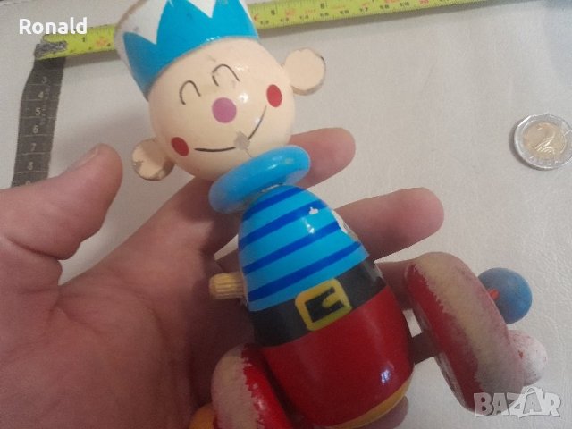 Стара соц дървена играчка, човече