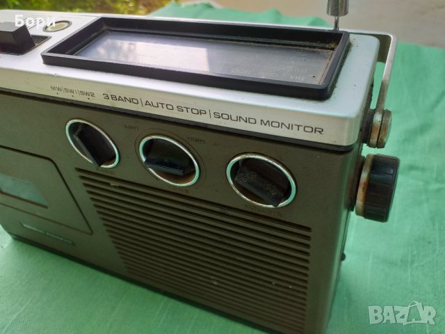 NATIONAL PANASONIC R-520B Радиокасетофон, снимка 5 - Радиокасетофони, транзистори - 33413059