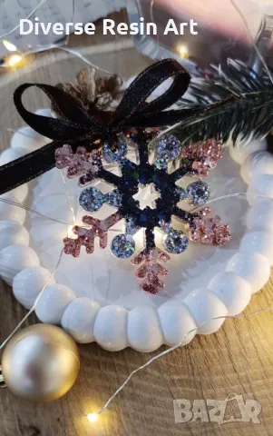 Коледни снежинки от епоксидна смола