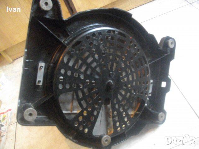 1050 Вата-ф210мм-Немска Пендула-Повдигащ/Потапящ Циркуляр-Почти Нов-ОТЛИЧЕН-KING CRAFT KGS1050, снимка 9 - Други инструменти - 37058032