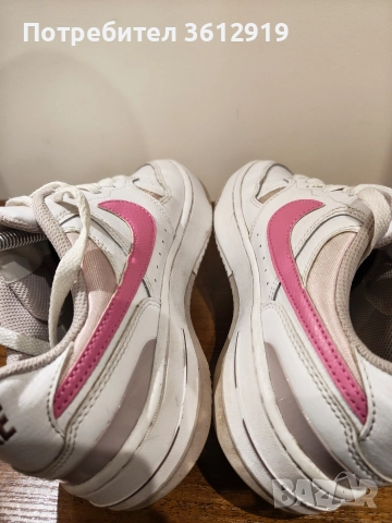 Nike кецове , снимка 2 - Маратонки - 52841649