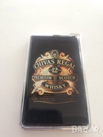 Метална запалка с логото на Chivas Regal