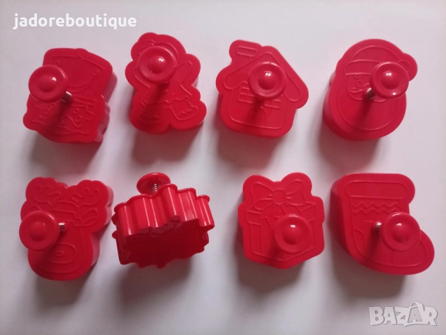 8 бр/к-кт Коледни резци за сладки, снимка 2 - Форми - 51994115