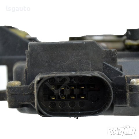 Брава предна дясна врата AUDI A4 (B6) 2000-2004 ID:100210, снимка 2 - Части - 40599233