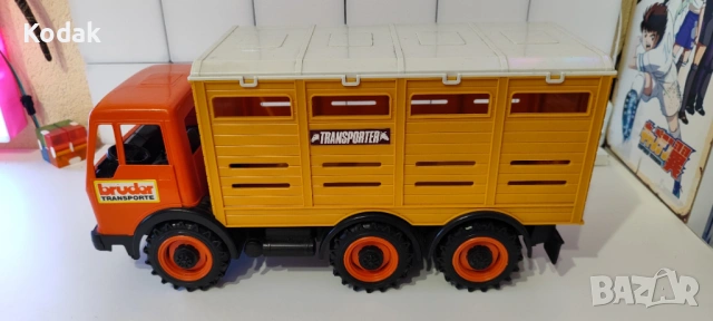 Mercedes Tiertransporter Bruder 