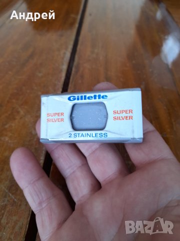 Стара кутийка от ножчета за бръснене Gillette, снимка 2 - Колекции - 33070931