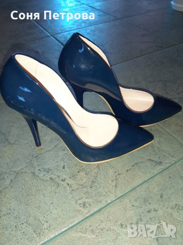 Дамски тъмно сини обувки на висок ток, снимка 1 - Дамски елегантни обувки - 28263436