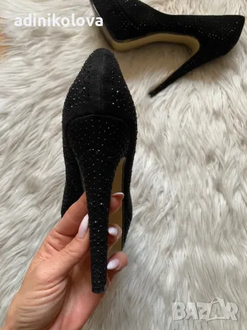 Черни обувки на ток с камъни, снимка 3 - Дамски обувки на ток - 47665532