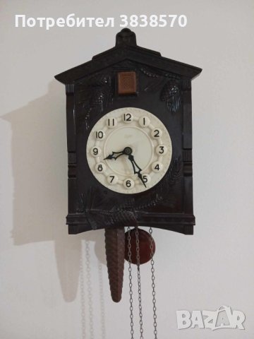Ретро стенен часовник Маяк с кукувица, снимка 1 - Антикварни и старинни предмети - 43731814