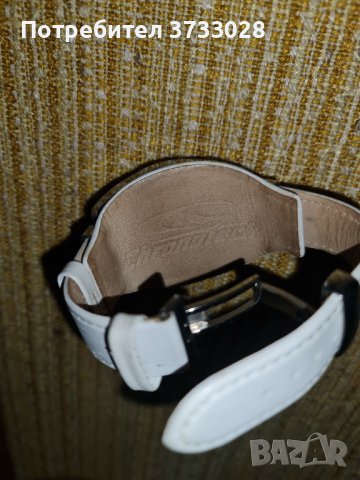 Дамски часовник , снимка 3 - Дамски - 43892249