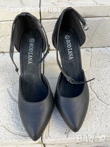 Страхотни обувки, снимка 1 - Дамски обувки на ток - 43051135
