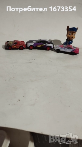 Ламаринени колички + полицай