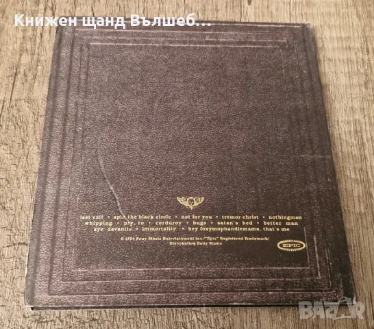 Компакт Дискове - Рок - Метъл: Pearl Jam - Vitalogy, снимка 2 - CD дискове - 49437288