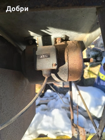 Циркуляр за дърва, снимка 4 - Циркуляри - 52794417