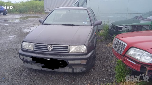 VW Vento 2.0 i на части