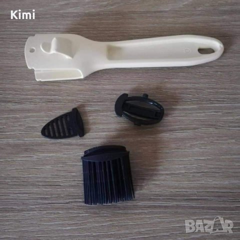 Tupperware силиконова четка , снимка 2 - Аксесоари за кухня - 37162092