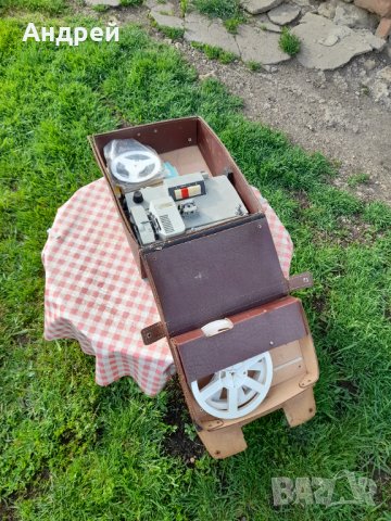 Стар Кинопроектор Русь, снимка 2 - Антикварни и старинни предмети - 32750319