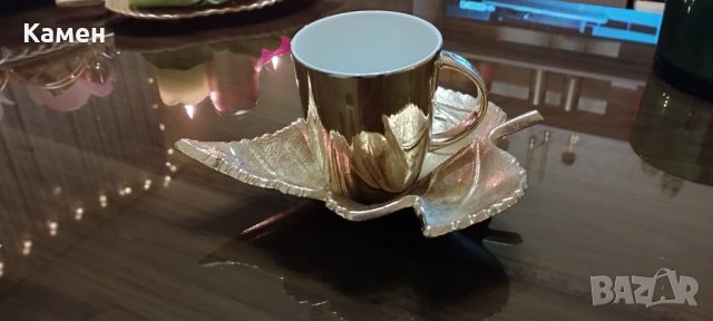 Златна чаша, снимка 1 - Чаши - 44119779