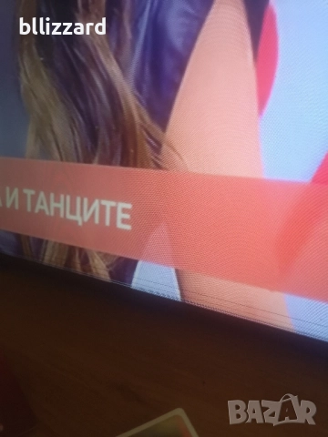 SAMSUNG UE50TU8072U лек дефект , снимка 2 - Телевизори - 51505771