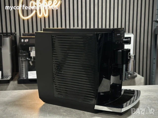 Кафемашина JURA E4 Piano Black (EA), снимка 8 - Кафемашини - 53596233