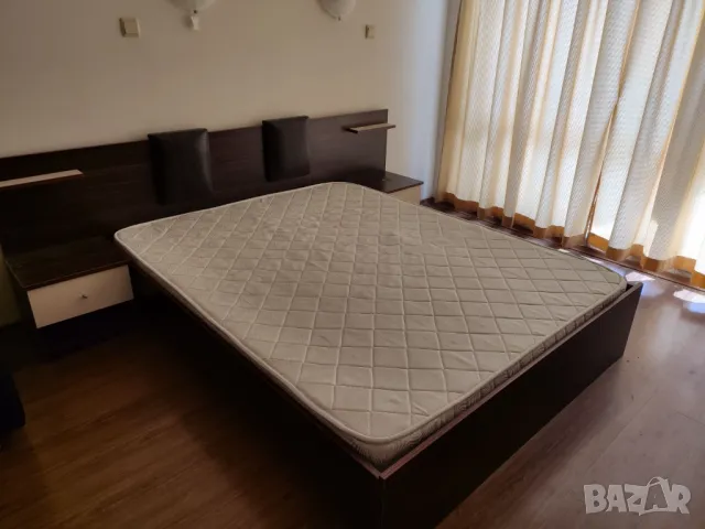 Продавам спалня ВЕНГЕ с матрак , снимка 1