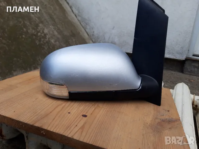 Огледало за Vw Touran дясно, снимка 2 - Части - 47547562