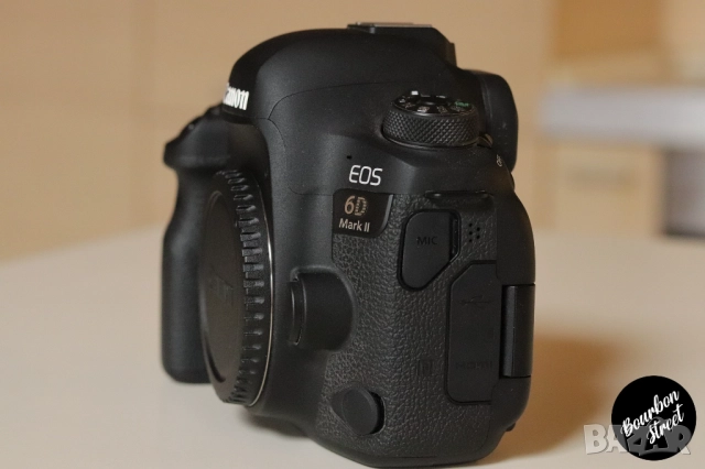 🔥Canon 6D Mark II body на само 2 200 кадъра!, снимка 5 - Фотоапарати - 52705693
