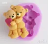 2 Сгушени прегърнати мечета със сърце голям силиконов молд форма калъп фондан шоколад гипс, снимка 1