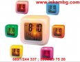 Антистрес LED часовник кубче - 7 цвята, снимка 12