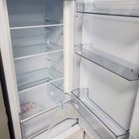 Чисто нов хладилник с фризер HOOVER, снимка 3 - Хладилници - 39589990