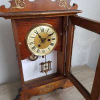 Стар настолен механичен часовник, снимка 7 - Антикварни и старинни предмети - 37485790