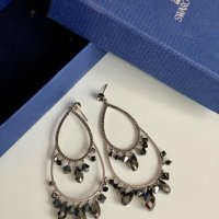 Обеци Swarovski, снимка 1 - Обеци - 38887282