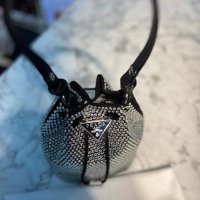 Дамска чанта Prada с камъни, 5 цвята , снимка 6 - Чанти - 40504978
