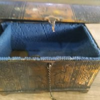 Стара Медна кутия за бижута , снимка 7 - Антикварни и старинни предмети - 44128946