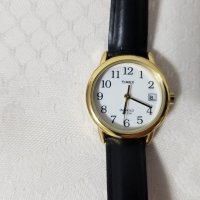 Нов часовник дамски Timex Ingiglo T2H341 кварц,  златисто покритие, черна каишка, снимка 1 - Дамски - 38640590
