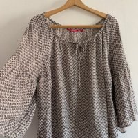 Красива блуза, снимка 4 - Блузи с дълъг ръкав и пуловери - 26890652