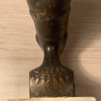 Стара египетска статуетка на Нефертити-бронз и оникс-2, снимка 5 - Антикварни и старинни предмети - 39159980