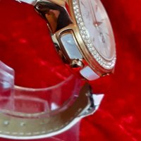 Луксозен часовник с 2 лица и камъни сваровски - Лимитирана серия!, снимка 7 - Дамски - 43437270